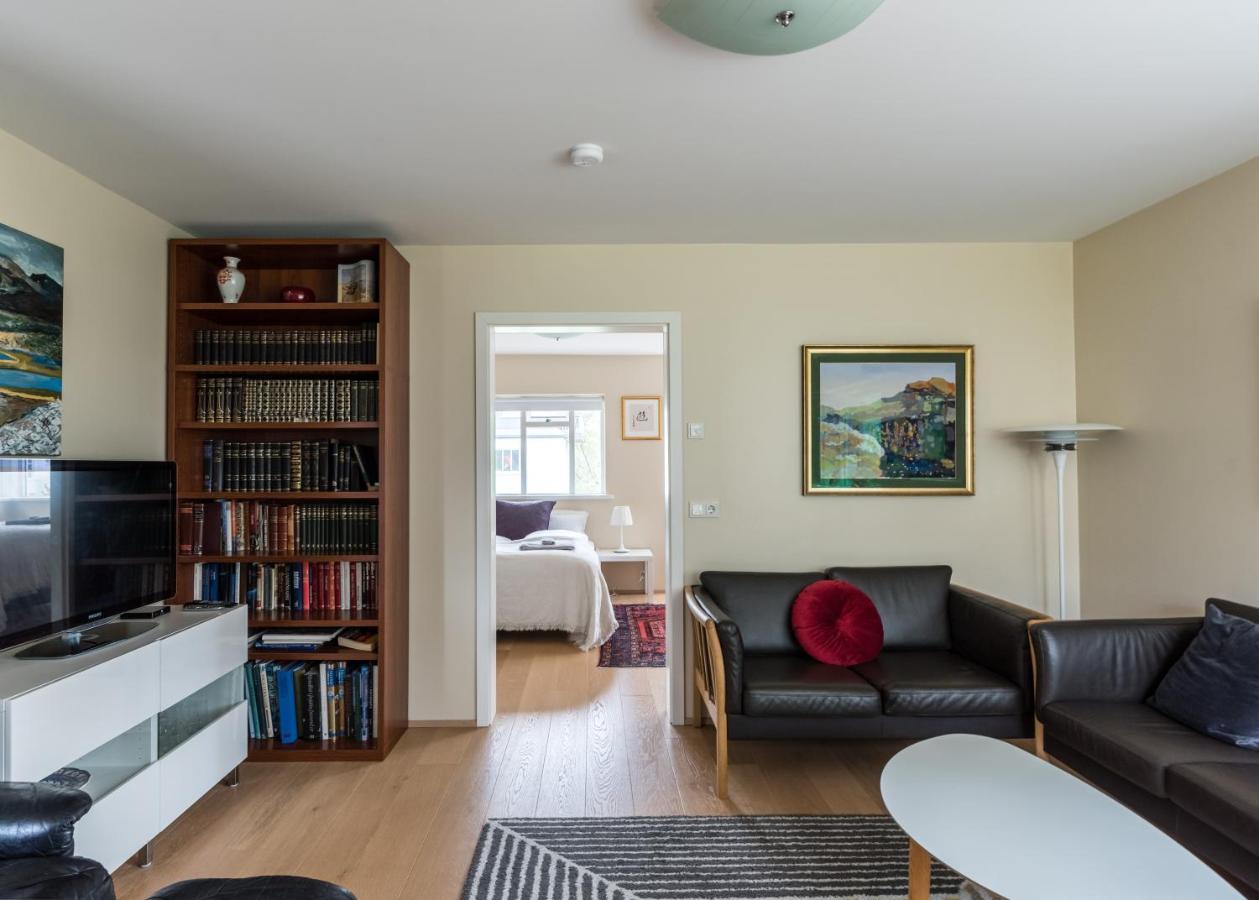 Guesthouse Akureyri - Apartments Near Down Town Ngoại thất bức ảnh